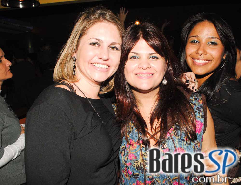 Sábado recheado de atrações com feijoada, samba e MPB no Bar Camará Sábado recheado de atrações com feijoada, samba e MPB no Bar Camará