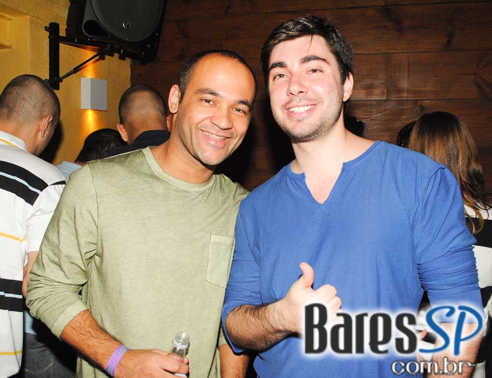 Sábado recheado de atrações com feijoada, samba e MPB no Bar Camará Sábado recheado de atrações com feijoada, samba e MPB no Bar Camará