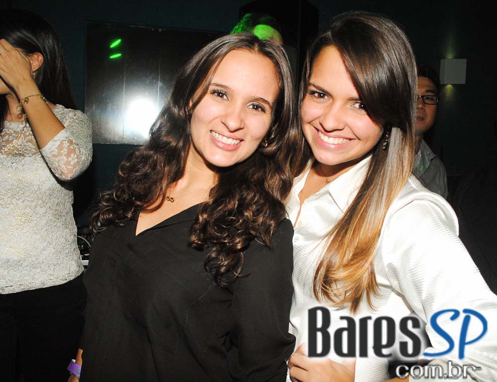 Sábado recheado de atrações com feijoada, samba e MPB no Bar Camará Sábado recheado de atrações com feijoada, samba e MPB no Bar Camará
