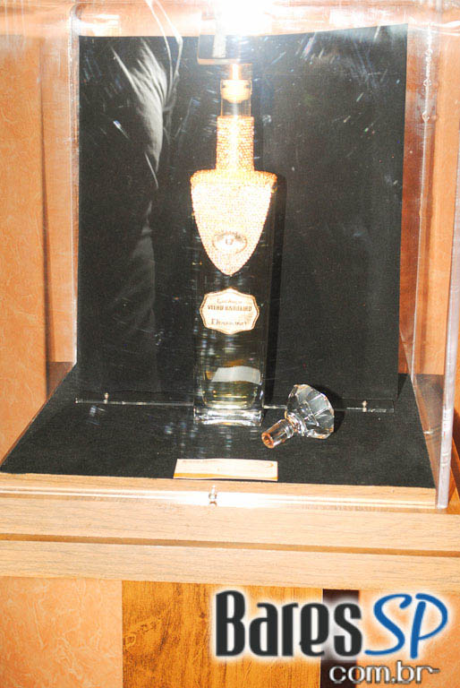 Na quinta-feira aconteceu a Inauguração do Caribbean Disco Club Na quinta-feira aconteceu a Inauguração do Caribbean Disco Club