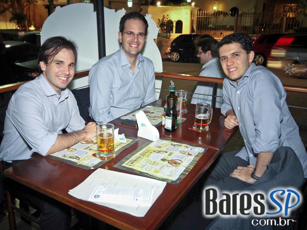 Happy Hour na Cervejaria Devassa da Bela Cintra Happy Hour na Cervejaria Devassa da Bela Cintra