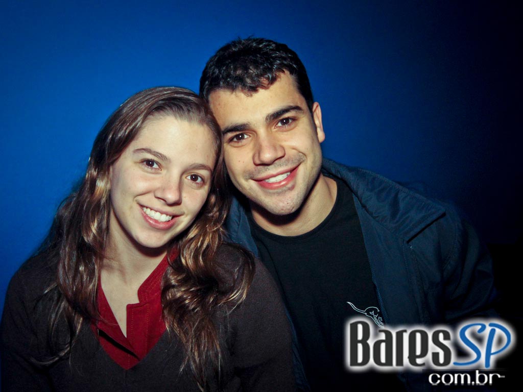 Blue Velvet apresentou na sexta-feira a noite Dancing Machine Blue Velvet apresentou na sexta-feira a noite Dancing Machine