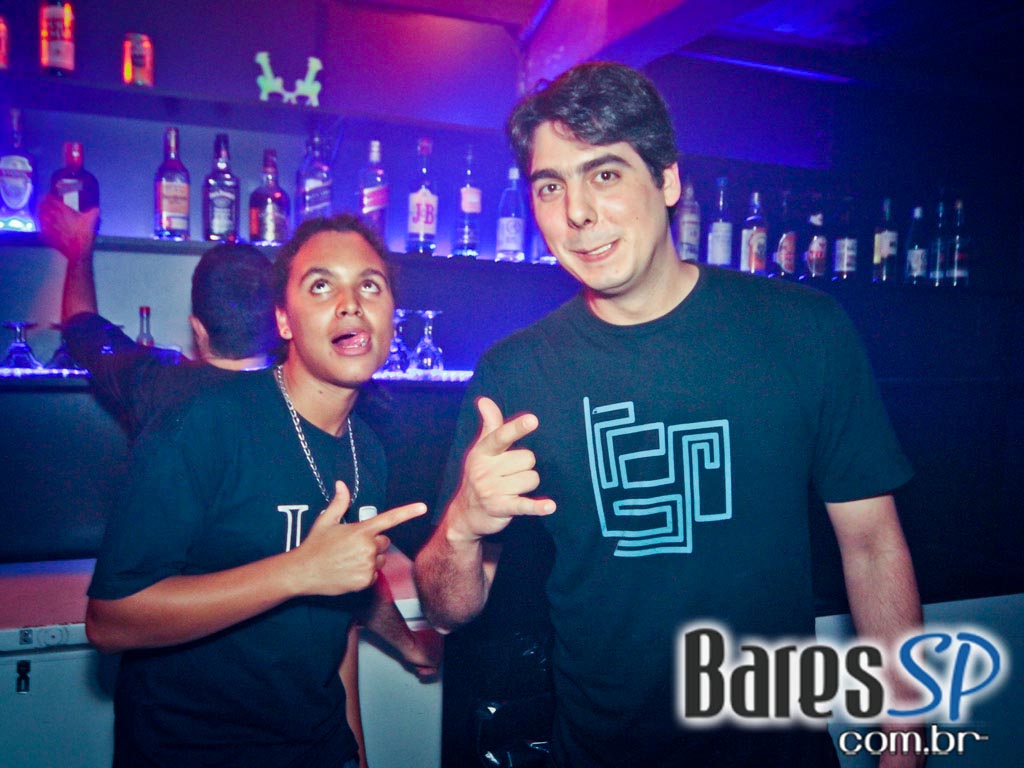 Projeto Sambarbudo com Djs convidados no Studio SP Projeto Sambarbudo com Djs convidados no Studio SP