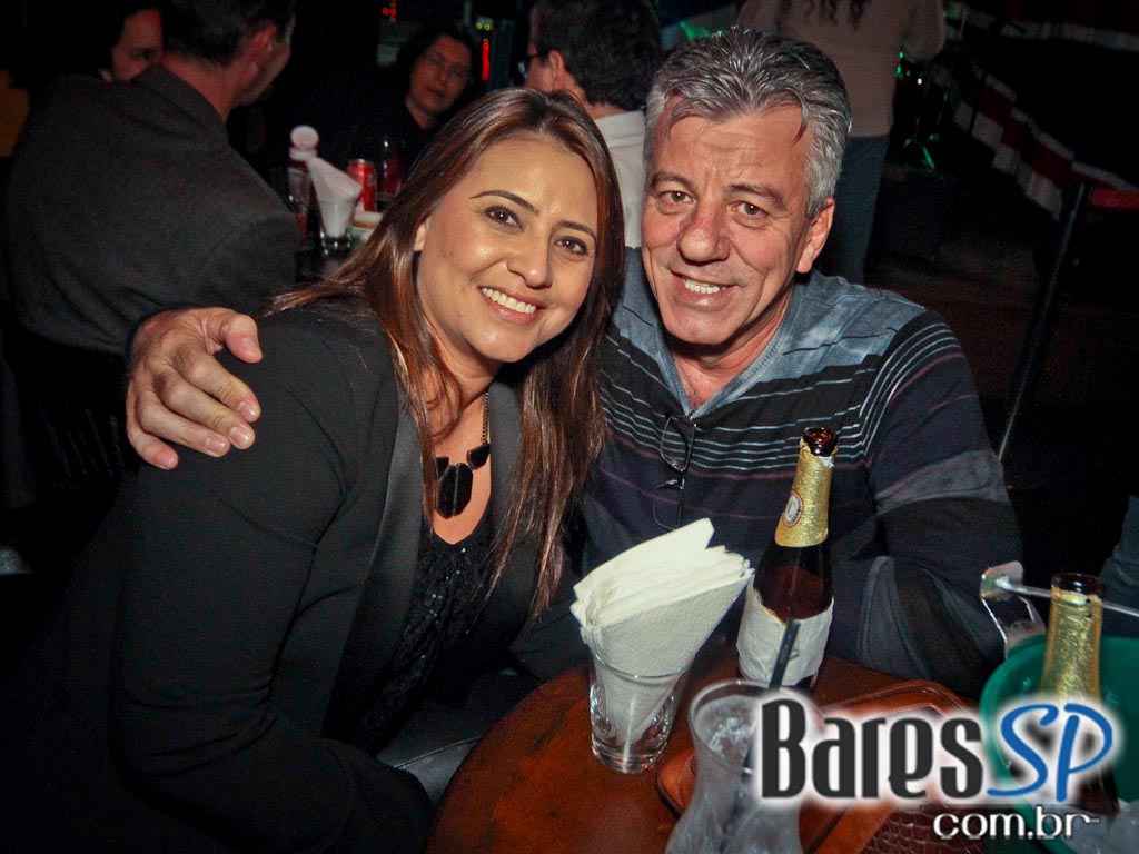 Nesta sexta-feira o The Queen’s Head Pub homenagou a banda Rolling Stones Nesta sexta-feira o The Queen’s Head Pub homenagou a banda Rolling Stones