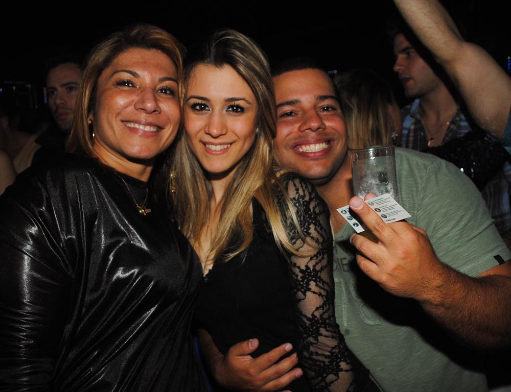 Opium Solarium apresentou a Noite Beautiful Night Special Edition Opium Solarium apresentou a Noite Beautiful Night Special Edition