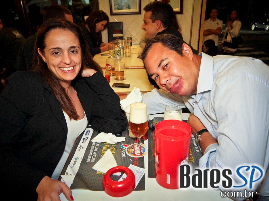 Happy hour com petisco participante do Comida di Buteco Happy hour com petisco participante do Comida di Buteco