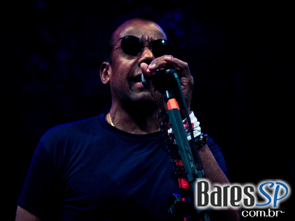 Show de Jorge Ben Jor no palco do Credicard Hall