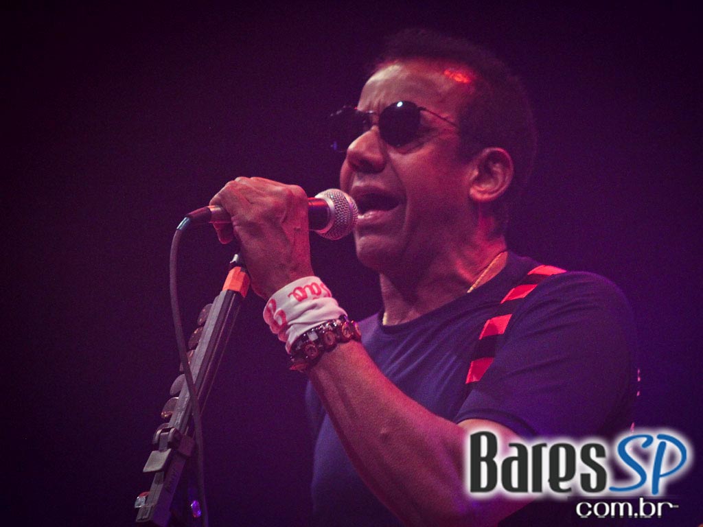 Show de Jorge Ben Jor no palco do Credicard Hall Show de Jorge Ben Jor no palco do Credicard Hall