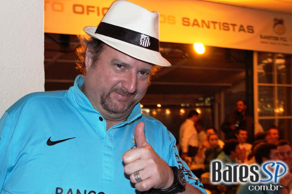 Boteco da Vila, bar temático do Santos, transmitiu jogo da Libertadores entre Santos e Corinthians Boteco da Vila, bar temático do Santos, transmitiu jogo da Libertadores entre Santos e Corinthians