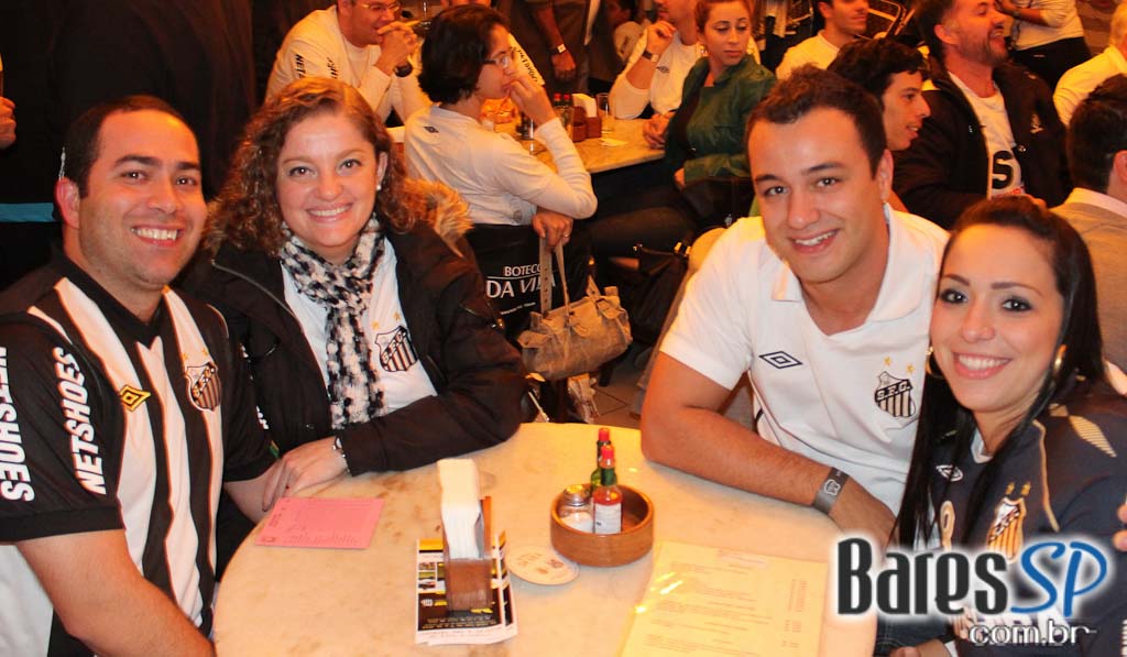 Boteco da Vila, bar temático do Santos, transmitiu jogo da Libertadores entre Santos e Corinthians Boteco da Vila, bar temático do Santos, transmitiu jogo da Libertadores entre Santos e Corinthians