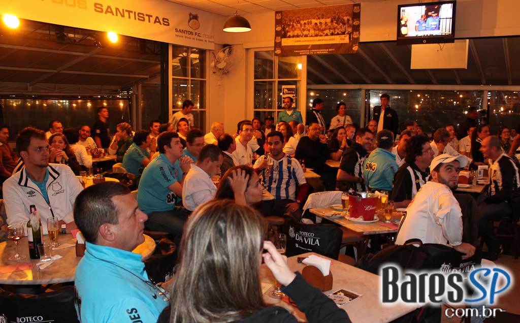Boteco da Vila, bar temático do Santos, transmitiu jogo da Libertadores entre Santos e Corinthians Boteco da Vila, bar temático do Santos, transmitiu jogo da Libertadores entre Santos e Corinthians