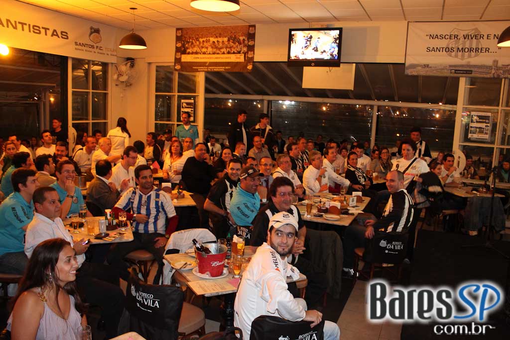 Boteco da Vila, bar temático do Santos, transmitiu jogo da Libertadores entre Santos e Corinthians Boteco da Vila, bar temático do Santos, transmitiu jogo da Libertadores entre Santos e Corinthians