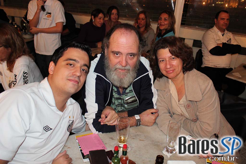 Boteco da Vila, bar temático do Santos, transmitiu jogo da Libertadores entre Santos e Corinthians Boteco da Vila, bar temático do Santos, transmitiu jogo da Libertadores entre Santos e Corinthians