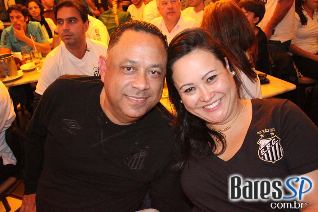 Boteco da Vila, bar temático do Santos, transmitiu jogo da Libertadores entre Santos e Corinthians Boteco da Vila, bar temático do Santos, transmitiu jogo da Libertadores entre Santos e Corinthians