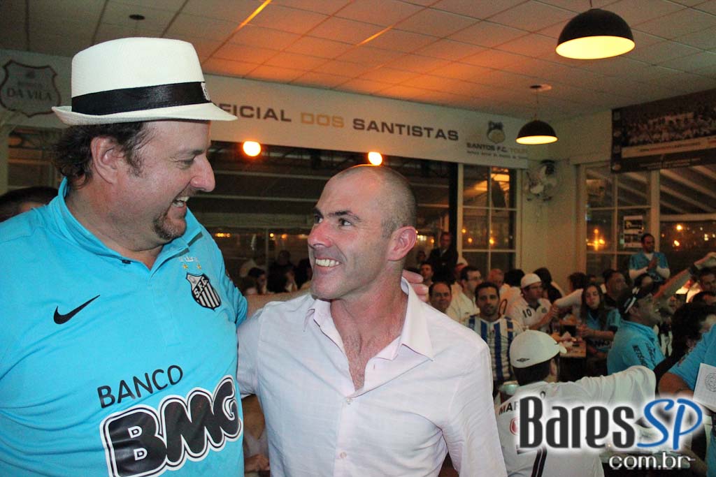 Boteco da Vila, bar temático do Santos, transmitiu jogo da Libertadores entre Santos e Corinthians Boteco da Vila, bar temático do Santos, transmitiu jogo da Libertadores entre Santos e Corinthians