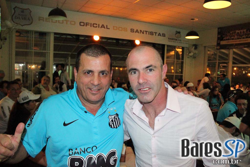 Boteco da Vila, bar temático do Santos, transmitiu jogo da Libertadores entre Santos e Corinthians Boteco da Vila, bar temático do Santos, transmitiu jogo da Libertadores entre Santos e Corinthians