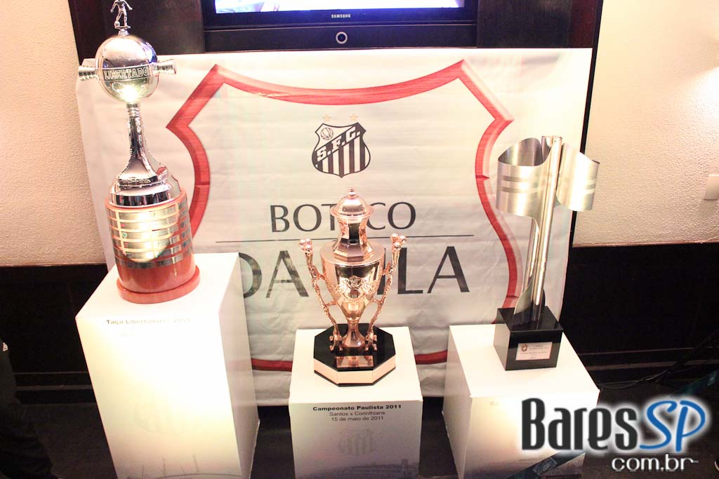 Boteco da Vila, bar temático do Santos, transmitiu jogo da Libertadores entre Santos e Corinthians Boteco da Vila, bar temático do Santos, transmitiu jogo da Libertadores entre Santos e Corinthians