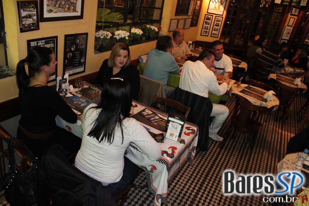 Com petisco Bacaninho, Tiro Liro participa da edição 2012 do Comida di Buteco - Ação Faculdade Estácio Com petisco Bacaninho, Tiro Liro participa da edição 2012 do Comida di Buteco - Ação Faculdade Estácio