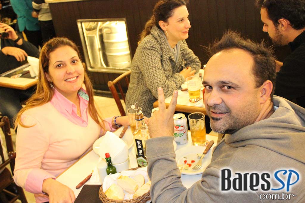 Pompéia Bar ofereceu 2 petiscos no concurso Comida di Buteco - Ação Faculdade Estácio Pompéia Bar ofereceu 2 petiscos no concurso Comida di Buteco - Ação Faculdade Estácio