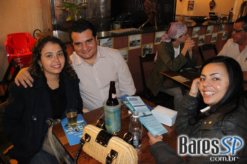 Happy Hour na Sextas-Feiras no Bar dos Cornos - Ação Faculdade Estácio Happy Hour na Sextas-Feiras no Bar dos Cornos - Ação Faculdade Estácio