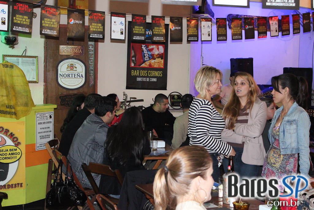 Happy Hour na Sextas-Feiras no Bar dos Cornos - Ação Faculdade Estácio Happy Hour na Sextas-Feiras no Bar dos Cornos - Ação Faculdade Estácio