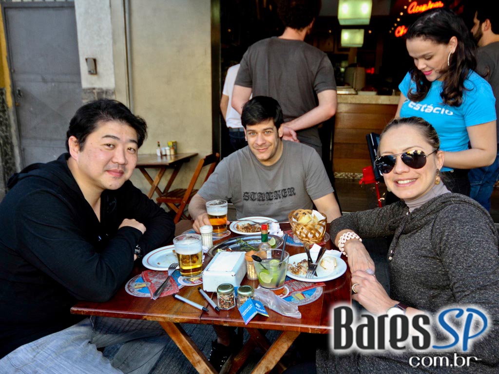 Na Mooca, o Elídio Bar apresentou 2 Petiscos para o Concurso Comida di Buteco e Ação Faculdade Estácio Na Mooca, o Elídio Bar apresentou 2 Petiscos para o Concurso Comida di Buteco e Ação Faculdade Estácio