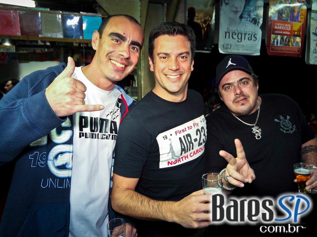 Happy hour com Jogo da Libertadores na Mercearia São Pedro Happy hour com Jogo da Libertadores na Mercearia São Pedro