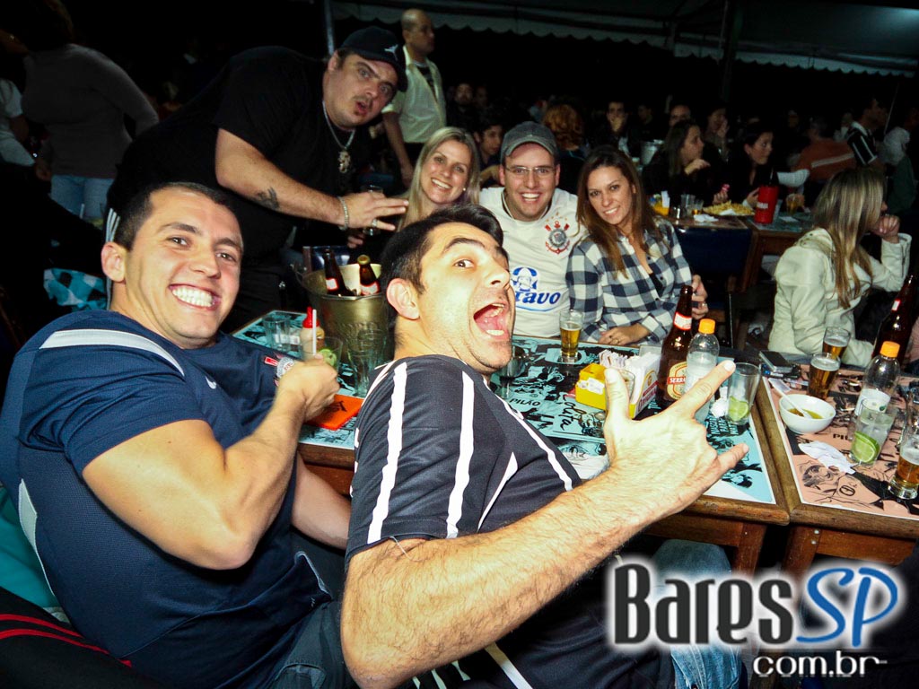 Happy hour com Jogo da Libertadores na Mercearia São Pedro Happy hour com Jogo da Libertadores na Mercearia São Pedro