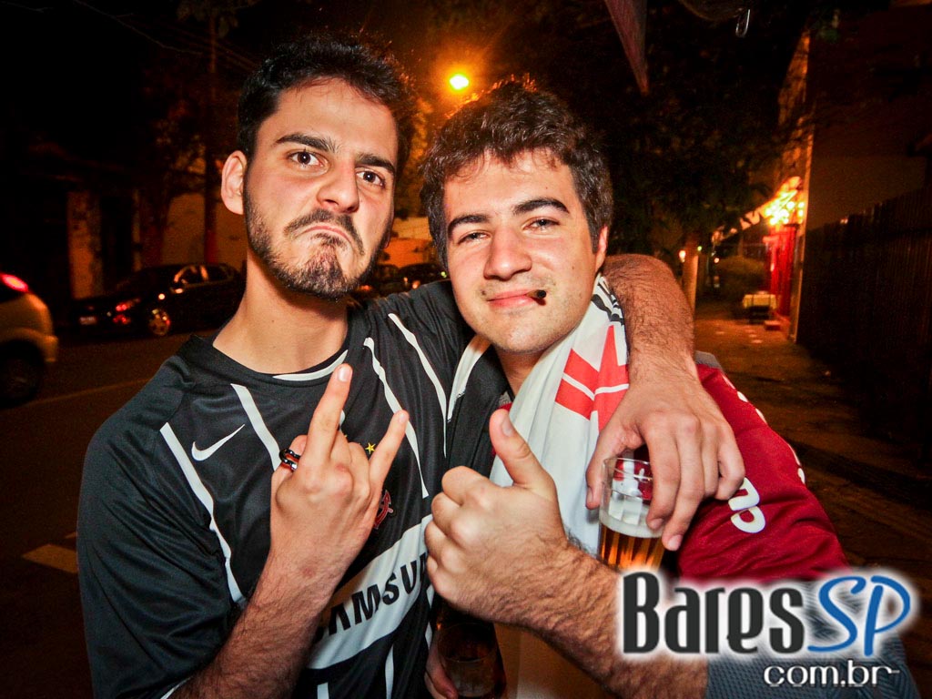 Os sucessos da MPB e pop rock no Porto Madalena Os sucessos da MPB e pop rock no Porto Madalena