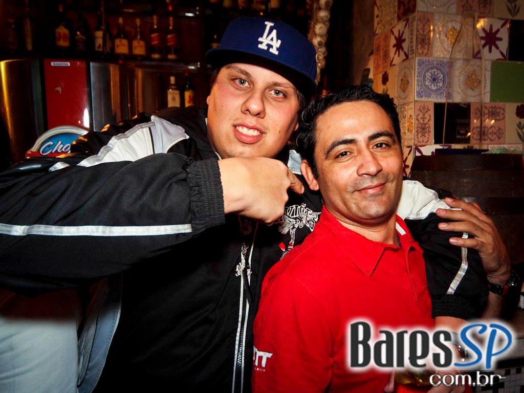 Os sucessos da MPB e pop rock no Porto Madalena Os sucessos da MPB e pop rock no Porto Madalena