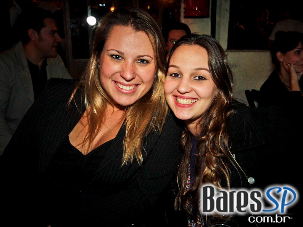 Os sucessos da MPB e pop rock no Porto Madalena Os sucessos da MPB e pop rock no Porto Madalena