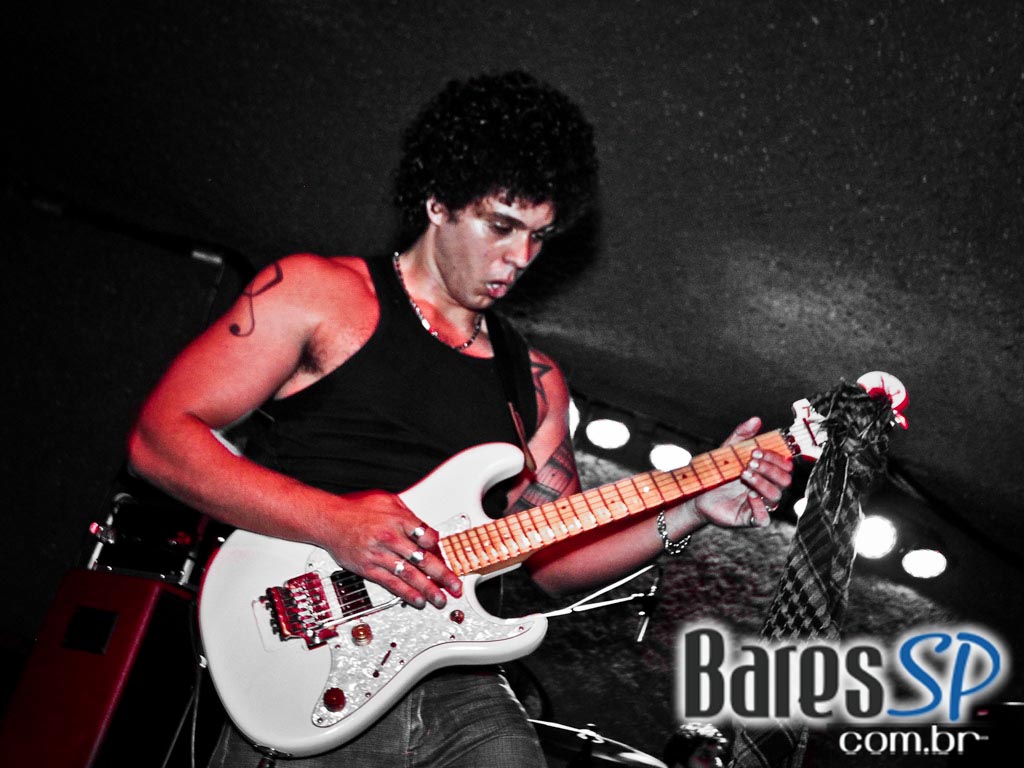 Programação especial com direito a double caipirinha no Café Aurora Programação especial com direito a double caipirinha no Café Aurora