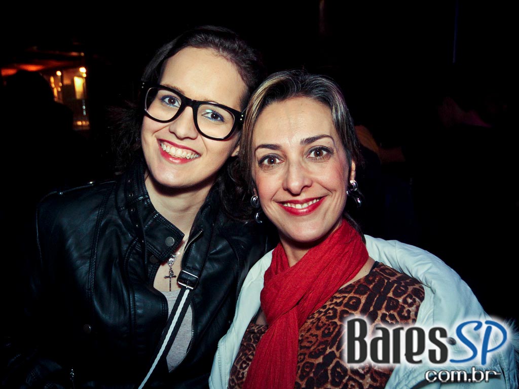 Programação especial com direito a double caipirinha no Café Aurora Programação especial com direito a double caipirinha no Café Aurora