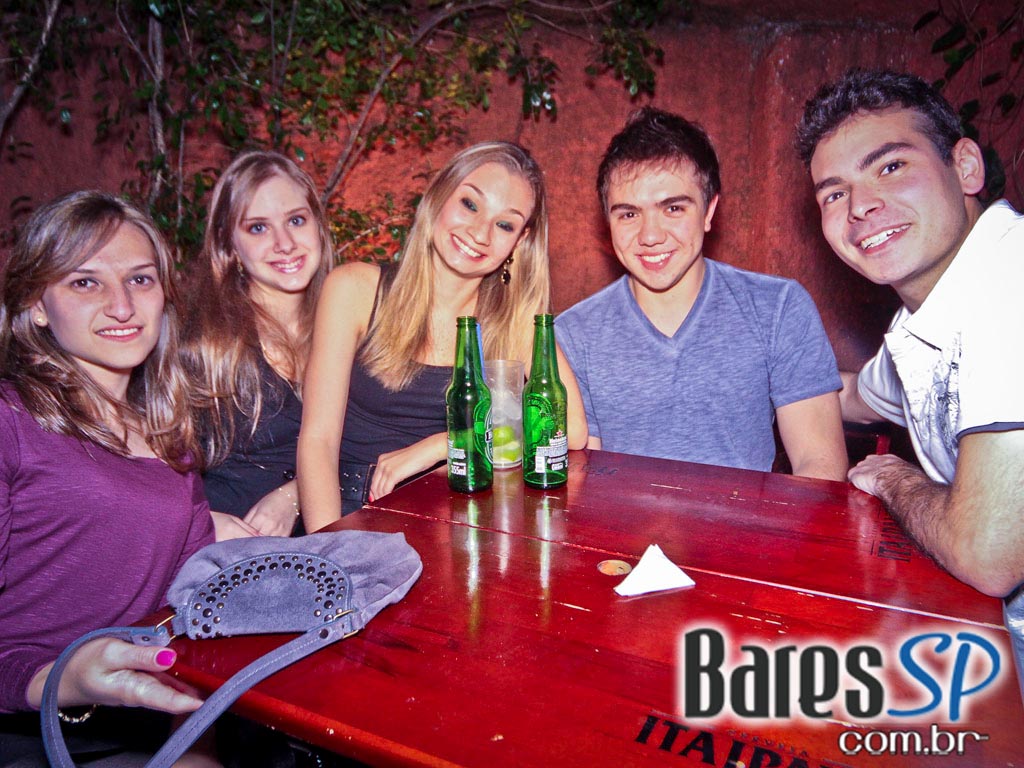 A Marcenaria recebeu a banda Erculóide na noite de sábado A Marcenaria recebeu a banda Erculóide na noite de sábado