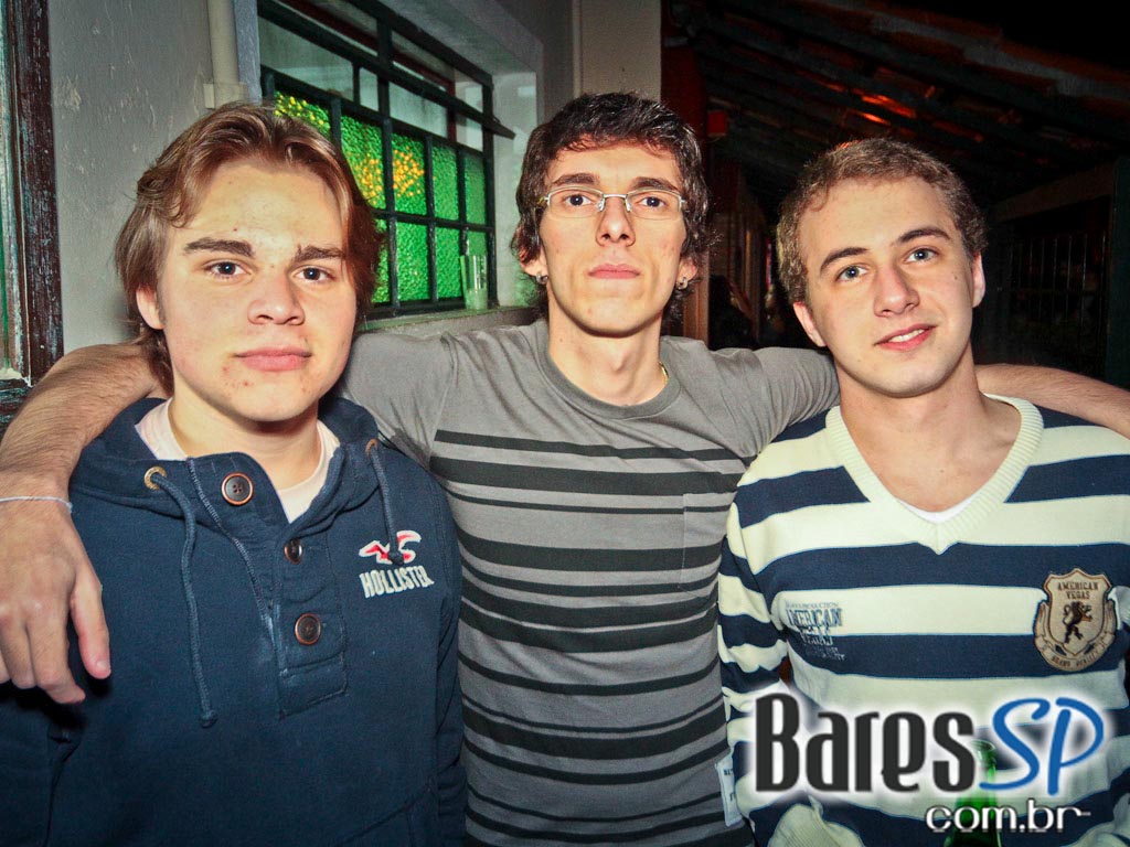 A Marcenaria recebeu a banda Erculóide na noite de sábado A Marcenaria recebeu a banda Erculóide na noite de sábado