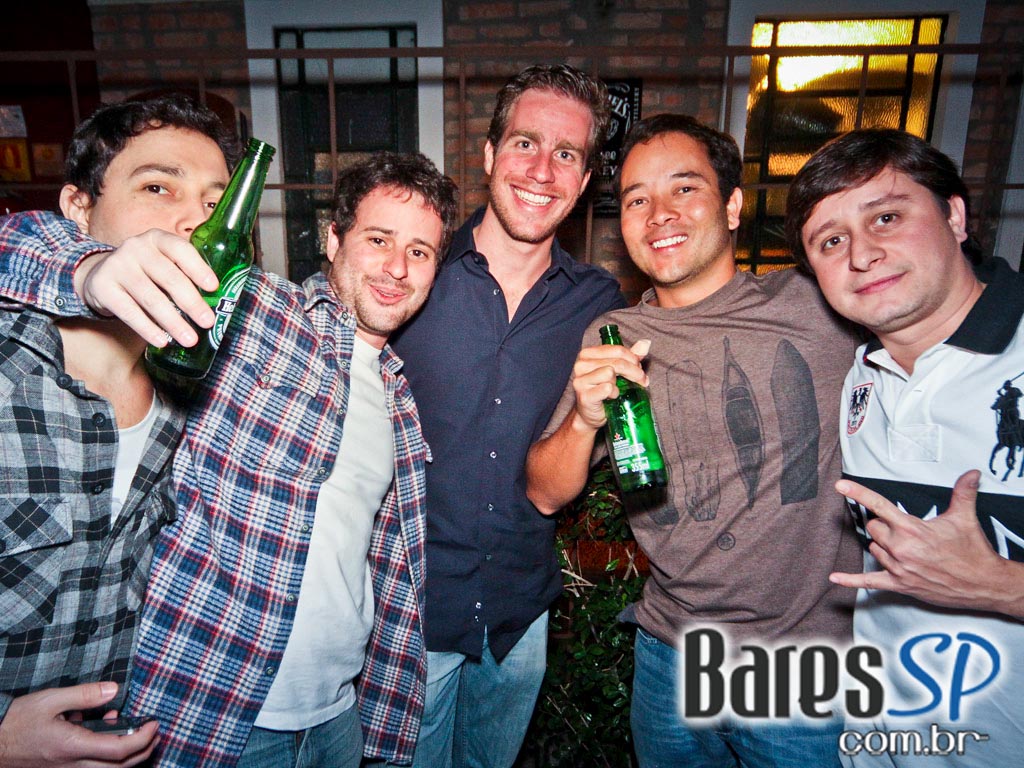 A Marcenaria recebeu a banda Erculóide na noite de sábado A Marcenaria recebeu a banda Erculóide na noite de sábado