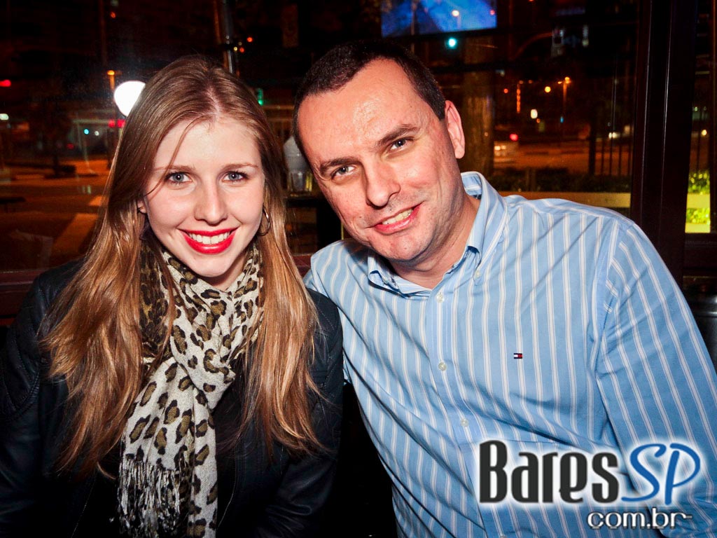 Rock acústico na sexta-feira do Eu Tu Eles Bar Rock acústico na sexta-feira do Eu Tu Eles Bar