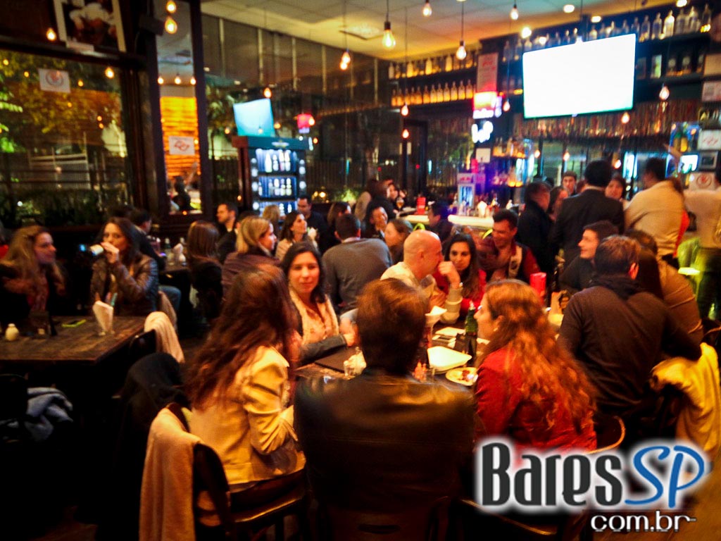 Rock acústico na sexta-feira do Eu Tu Eles Bar Rock acústico na sexta-feira do Eu Tu Eles Bar