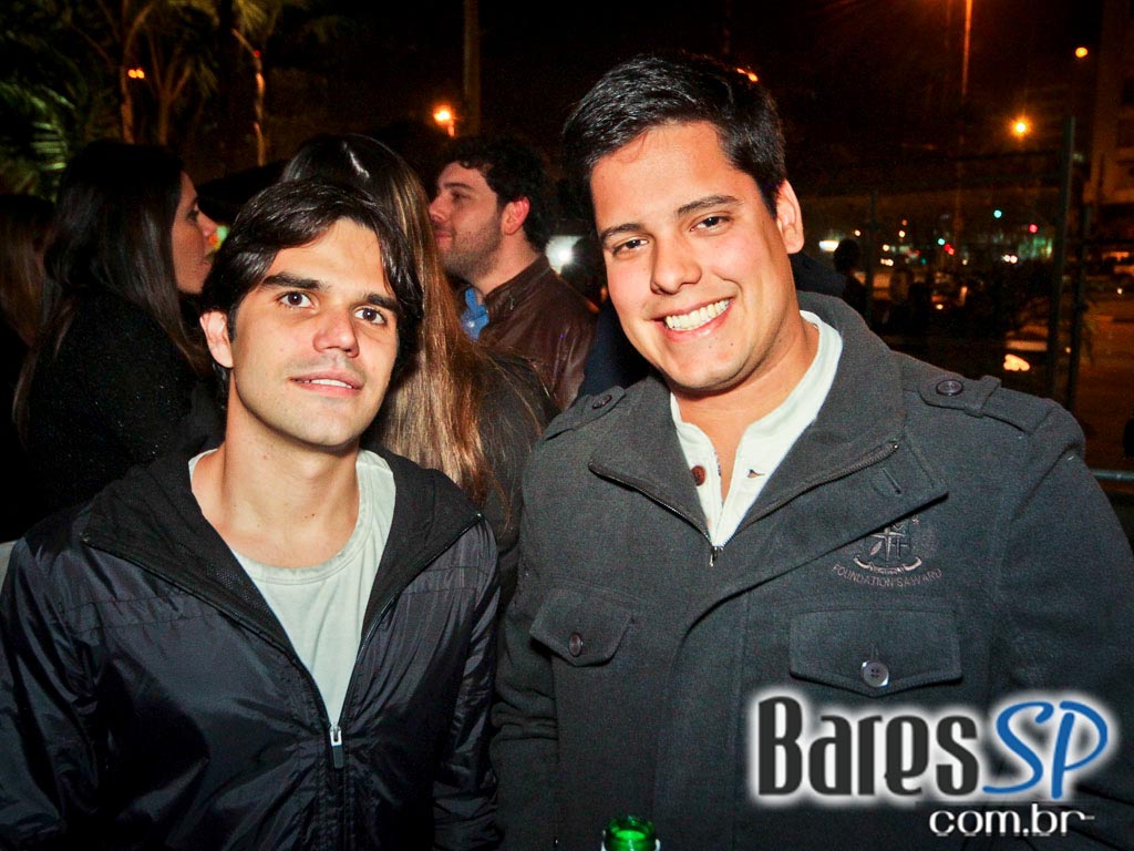 Rock acústico na sexta-feira do Eu Tu Eles Bar Rock acústico na sexta-feira do Eu Tu Eles Bar