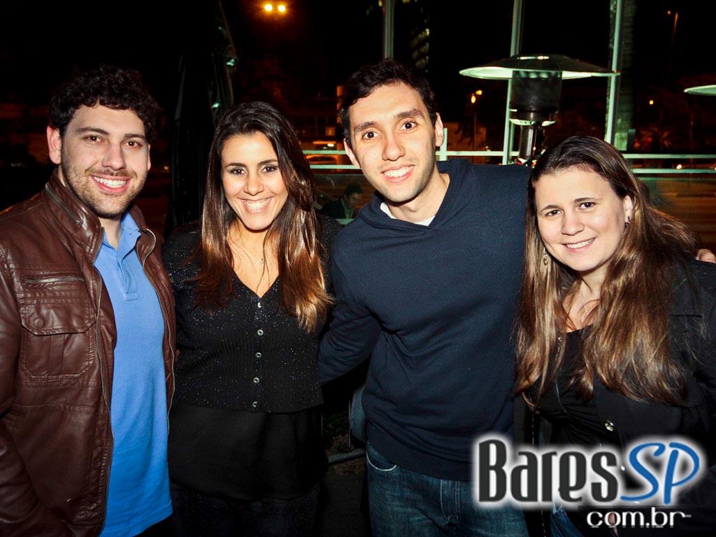 Rock acústico na sexta-feira do Eu Tu Eles Bar Rock acústico na sexta-feira do Eu Tu Eles Bar