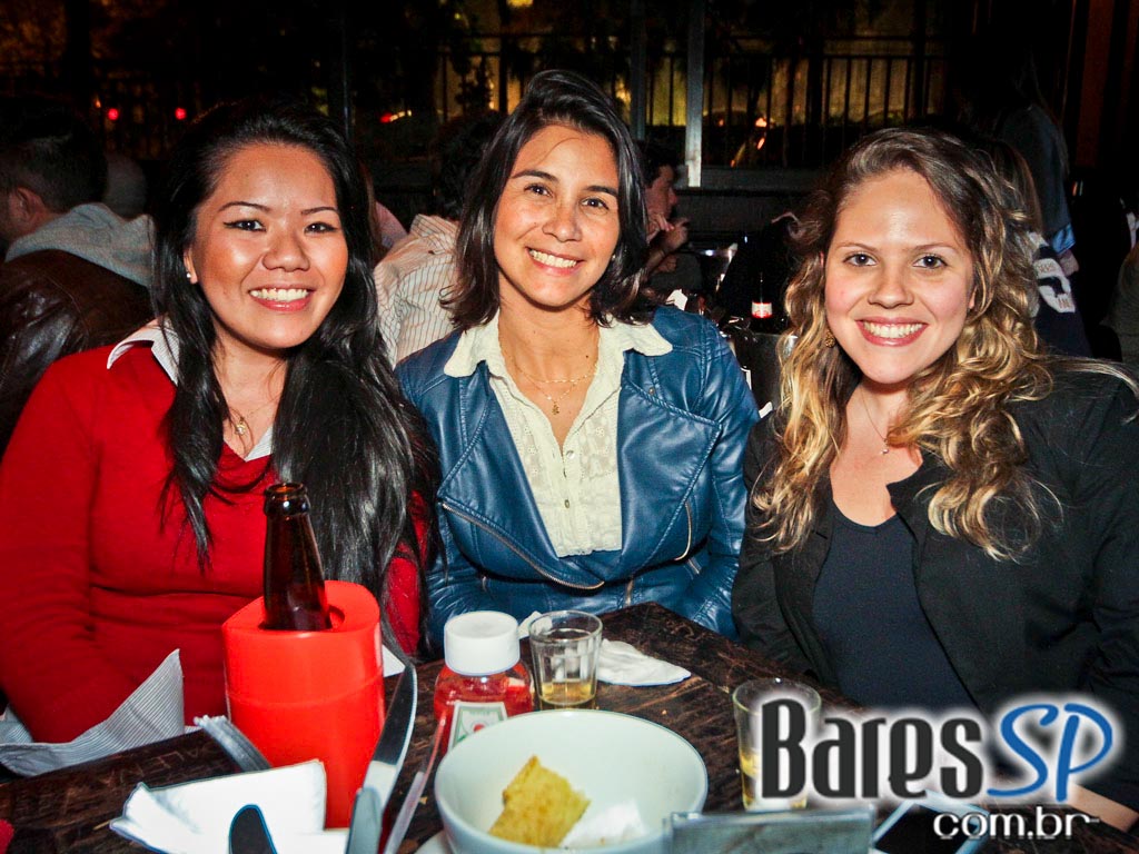 Rock acústico na sexta-feira do Eu Tu Eles Bar Rock acústico na sexta-feira do Eu Tu Eles Bar