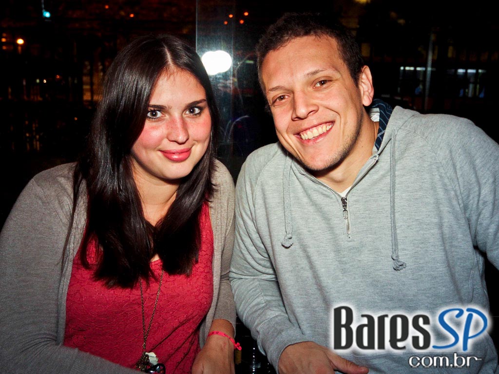 Rock acústico na sexta-feira do Eu Tu Eles Bar Rock acústico na sexta-feira do Eu Tu Eles Bar