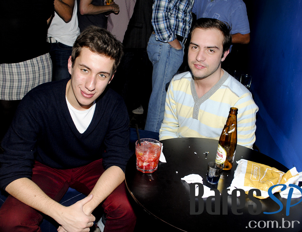 Aconteceu na sexta-feira a Festa Dancing Machine no Blue Velvet Aconteceu na sexta-feira a Festa Dancing Machine no Blue Velvet