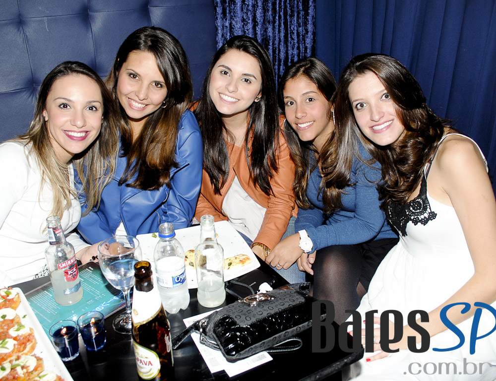 Aconteceu na sexta-feira a Festa Dancing Machine no Blue Velvet Aconteceu na sexta-feira a Festa Dancing Machine no Blue Velvet