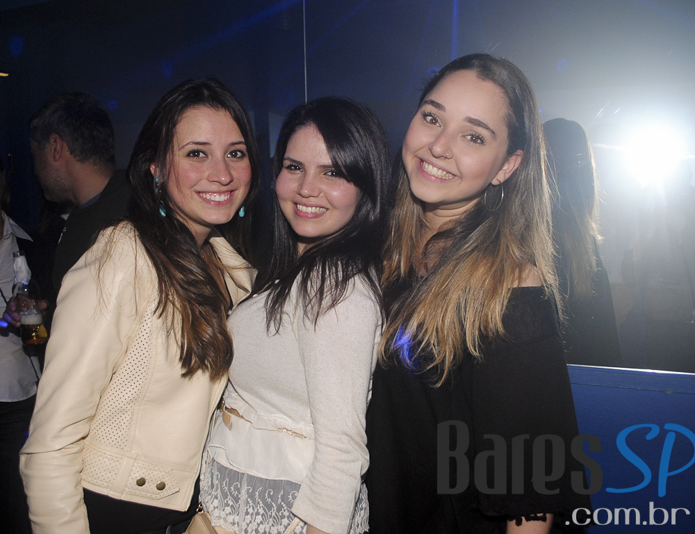 Aconteceu na sexta-feira a Festa Dancing Machine no Blue Velvet Aconteceu na sexta-feira a Festa Dancing Machine no Blue Velvet