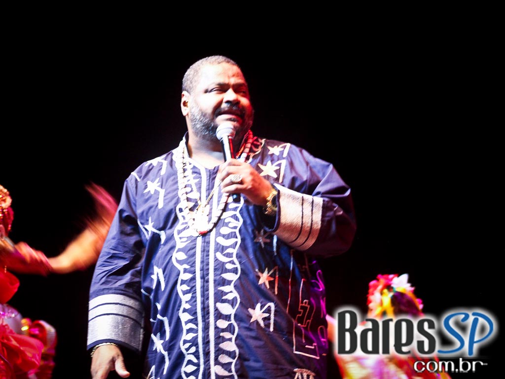 Show do cantor Arlindo Cruz no palco do Credicard Hall Show do cantor Arlindo Cruz no palco do Credicard Hall