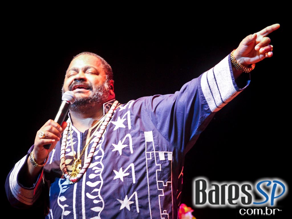 Show do cantor Arlindo Cruz no palco do Credicard Hall Show do cantor Arlindo Cruz no palco do Credicard Hall