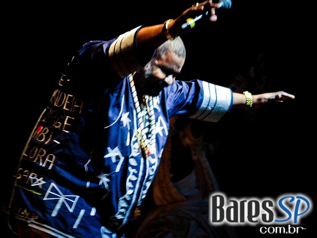 Show do cantor Arlindo Cruz no palco do Credicard Hall Show do cantor Arlindo Cruz no palco do Credicard Hall