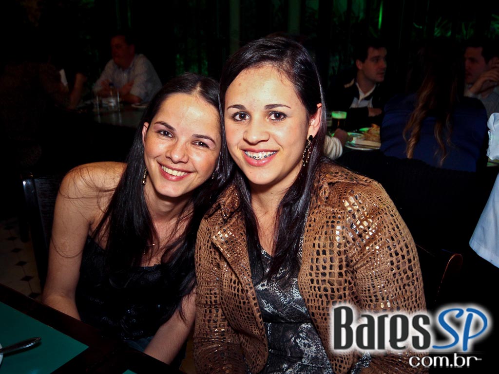 Happy Hour no Bar do Juarez Pinheiros teve picanha no rechaud Happy Hour no Bar do Juarez Pinheiros teve picanha no rechaud