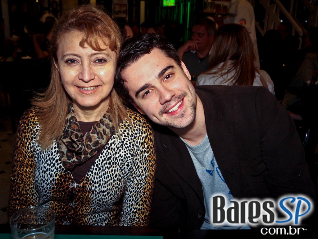 Happy Hour no Bar do Juarez Pinheiros teve picanha no rechaud Happy Hour no Bar do Juarez Pinheiros teve picanha no rechaud